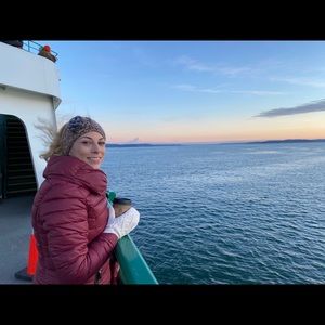 Meet your Posher, Laura